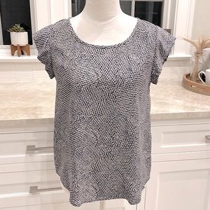 Joie navy and ivory short sleeve blouse XS